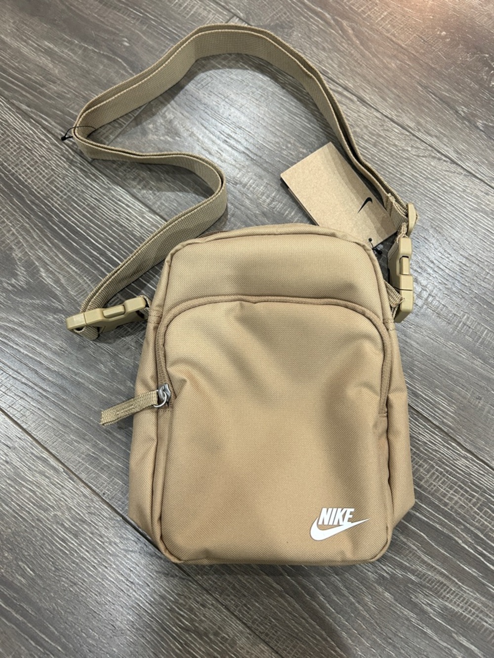 Nike Heritage Crossbody Bag 4L
